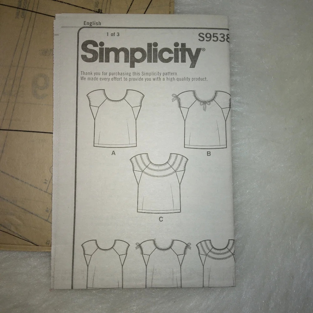 Simplicity White and Yellow Smocked Puff Sleeve Blouse